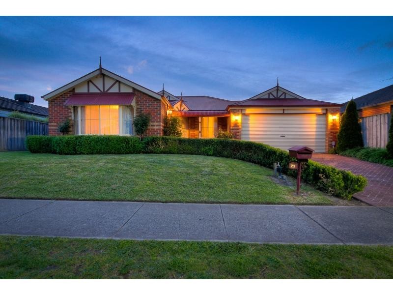 23 Hallmark Drive, Narre Warren South VIC 3805