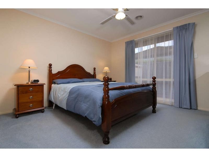 23 Hallmark Drive, Narre Warren South VIC 3805