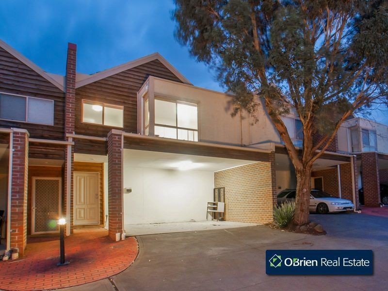 12/ 2-6 Jerilderie Drive, Berwick VIC 3806