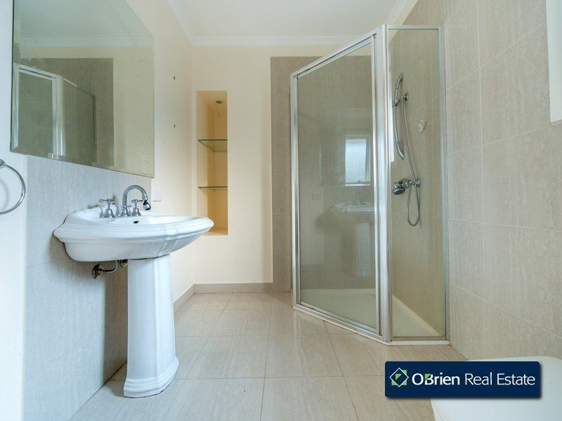 13 Fritzlaff Court, Berwick VIC 3806