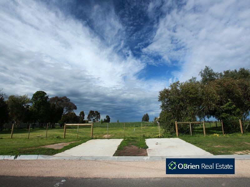 104, 106 & 108 Crooke Street, Bairnsdale VIC 3875