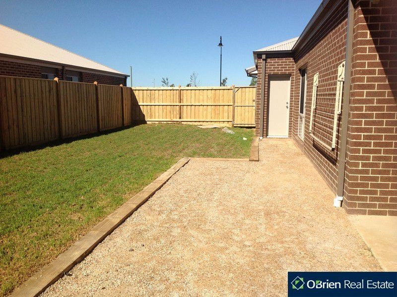 3 Goulburn Street, Cranbourne East VIC 3977