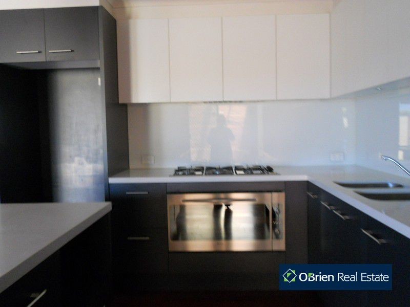 Unit 27/15-17 William Road, Berwick VIC 3806