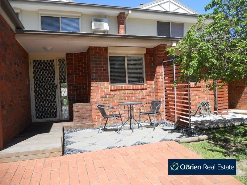 Unit 27/15-17 William Road, Berwick VIC 3806