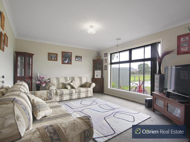 57 Ardent Crescent, Cranbourne East VIC 3977