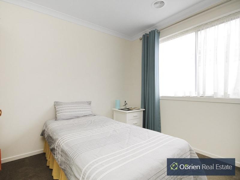 44 Victory Drive, Pakenham VIC 3810