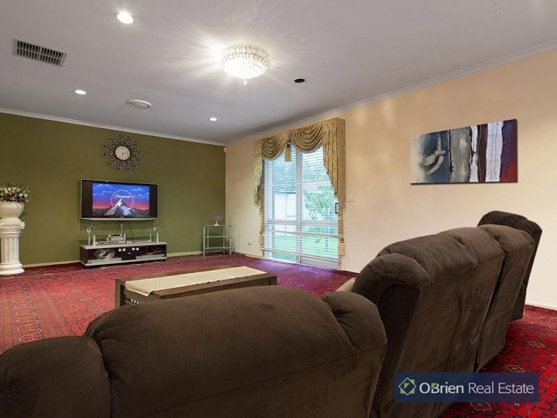 359 Princes Highway, Narre Warren VIC 3805