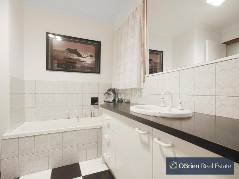 1 Emerald Court, Narre Warren VIC 3805