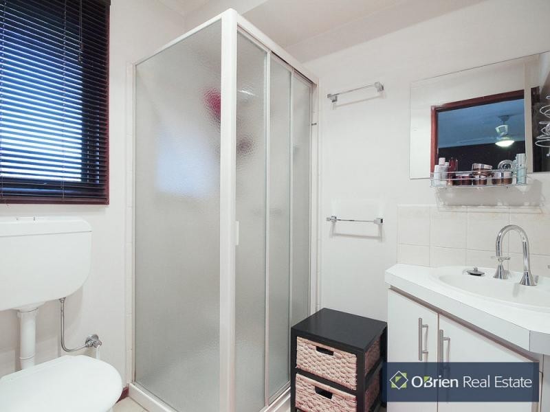 10 Elandra Way, Cranbourne West VIC 3977