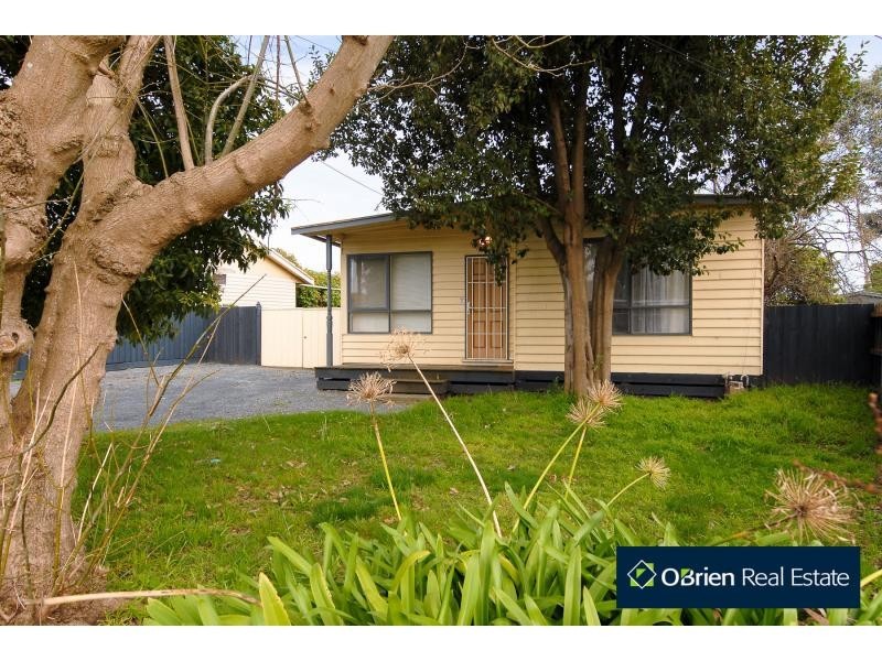 41 Lurline Street, Cranbourne VIC 3977