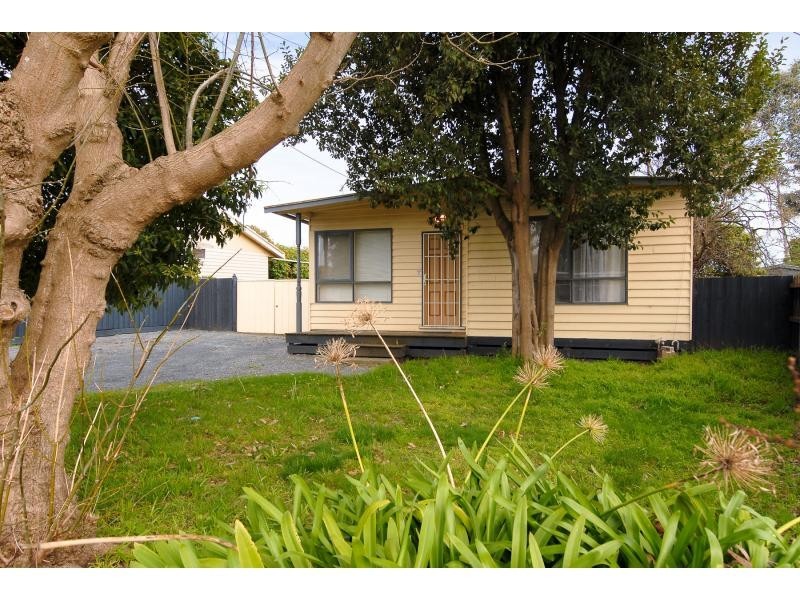 41 Lurline Street, Cranbourne VIC 3977