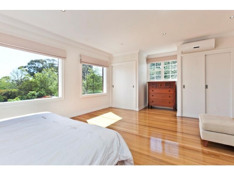 14 Inglis Road, Berwick VIC 3806