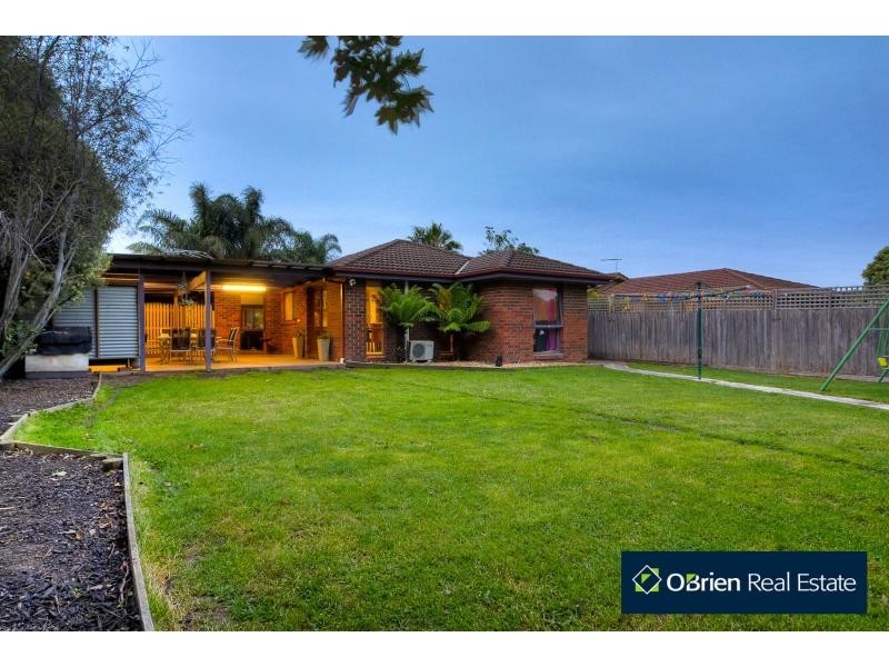 1 Yandilla Court, Berwick VIC 3806