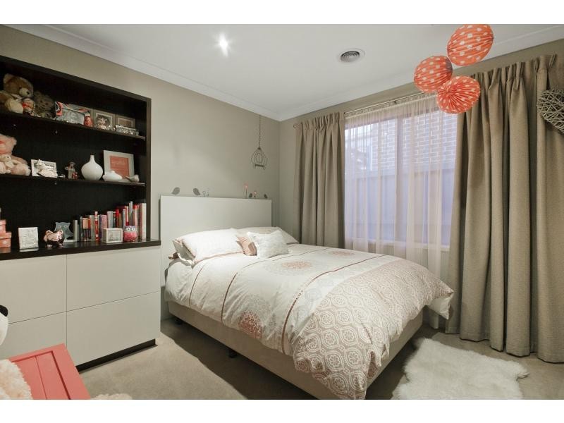 4 Golden Grove Drive, Narre Warren South VIC 3805