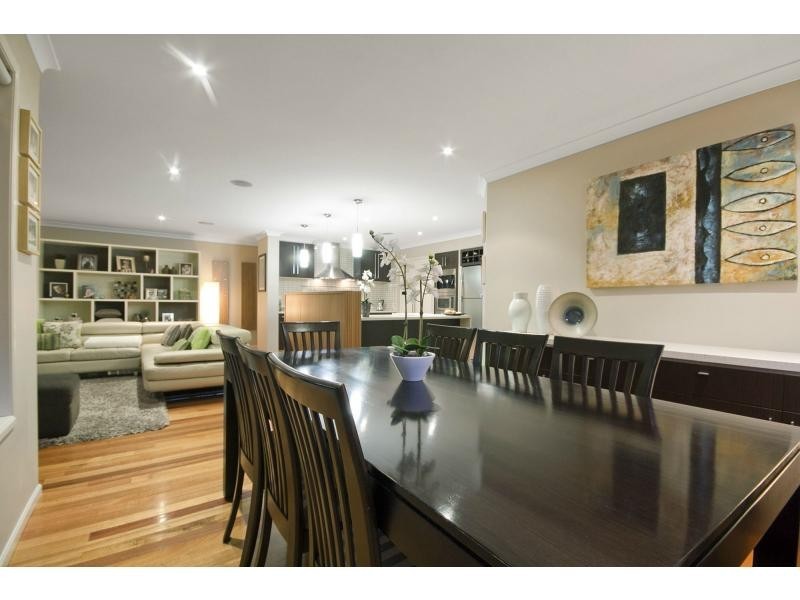 4 Golden Grove Drive, Narre Warren South VIC 3805