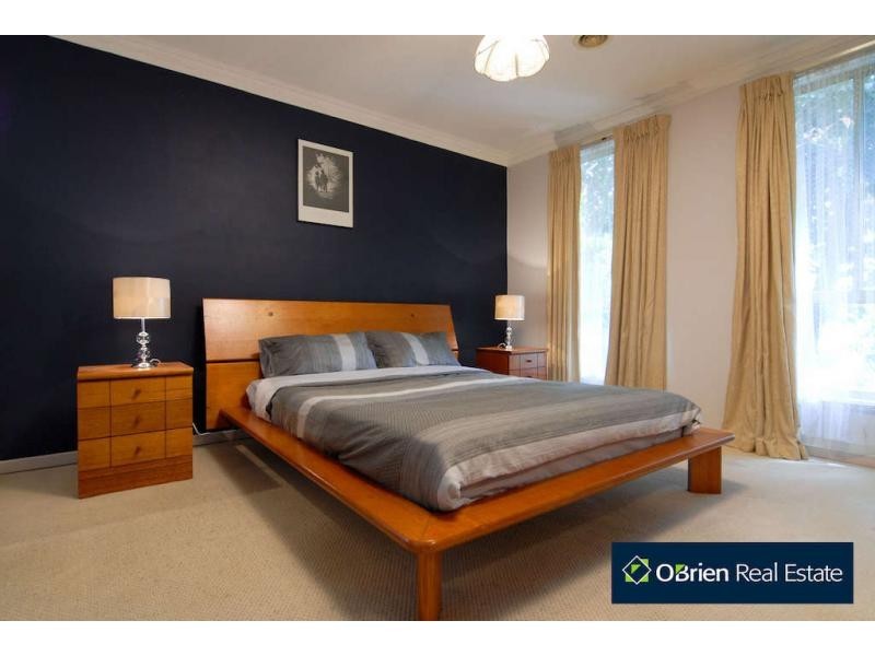 6 Inverness Street, Endeavour Hills VIC 3802