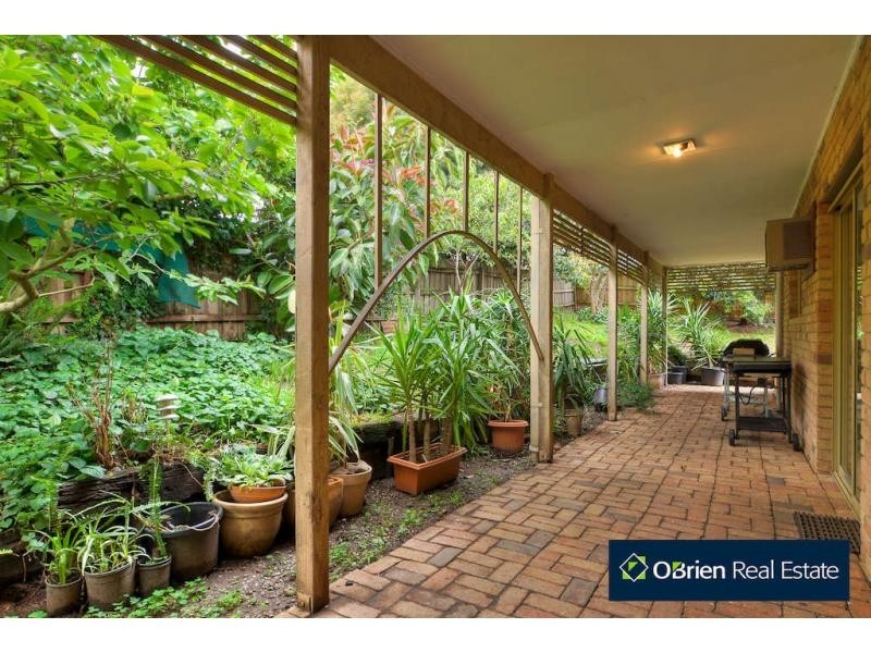 6 Inverness Street, Endeavour Hills VIC 3802