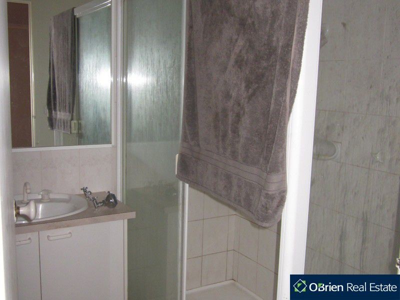 36 Pommel Street, Pakenham VIC 3810