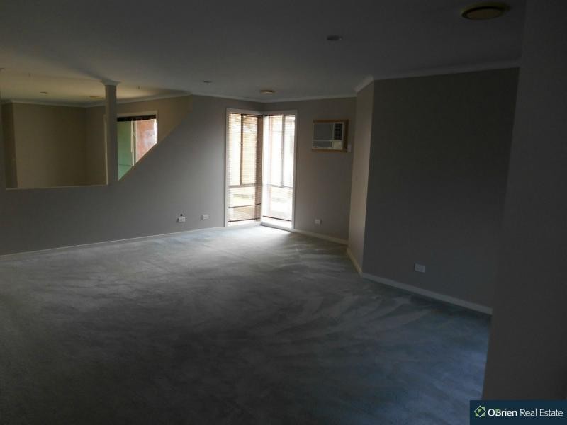 9 Christina Street, Narre Warren VIC 3805