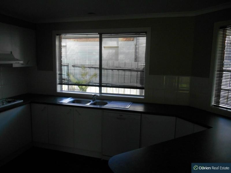 9 Christina Street, Narre Warren VIC 3805