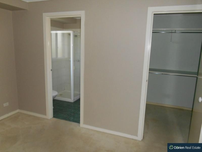 9 Christina Street, Narre Warren VIC 3805