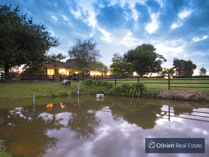 63 Lower Somerville Road, Somerville VIC 3912