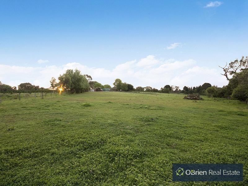 63 Lower Somerville Road, Somerville VIC 3912