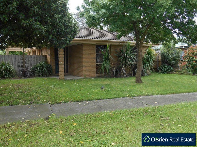 7 Elandra Way, Cranbourne West VIC 3977