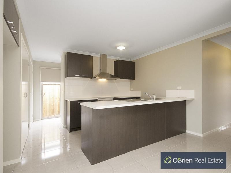 71 Frankland Street, Clyde North VIC 3978