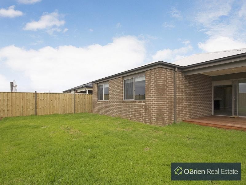 71 Frankland Street, Clyde North VIC 3978