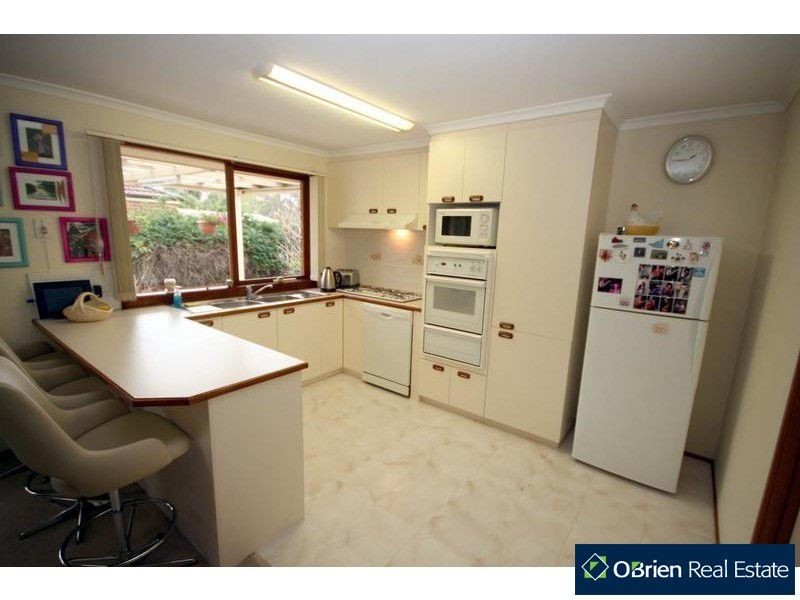 10 Conferta Court, Cranbourne VIC 3977