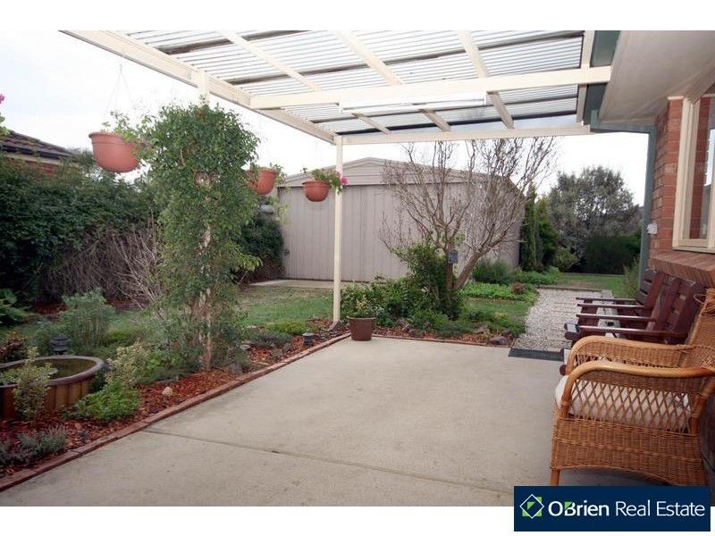 10 Conferta Court, Cranbourne VIC 3977