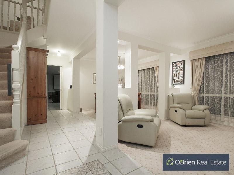 28 Highland Crescent, Narre Warren South VIC 3805