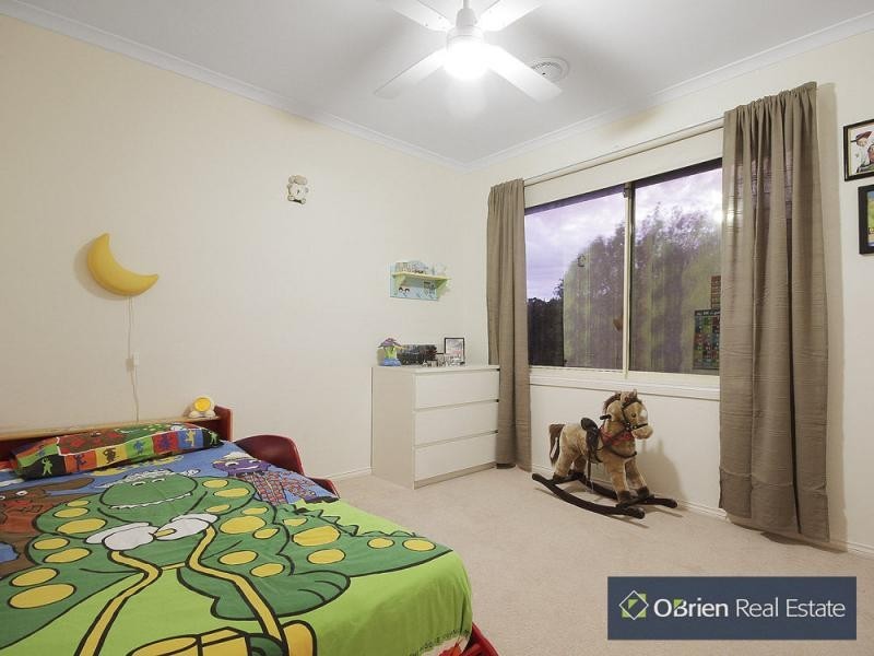 28 Highland Crescent, Narre Warren South VIC 3805