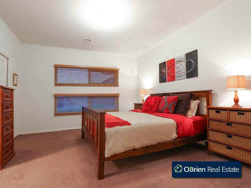 12 Piermont Drive, Berwick VIC 3806