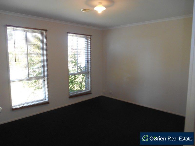 28 McDonald Street, Skye VIC 3977