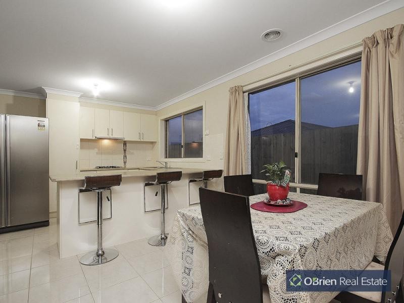 45 Kingdom Drive, Cranbourne VIC 3977
