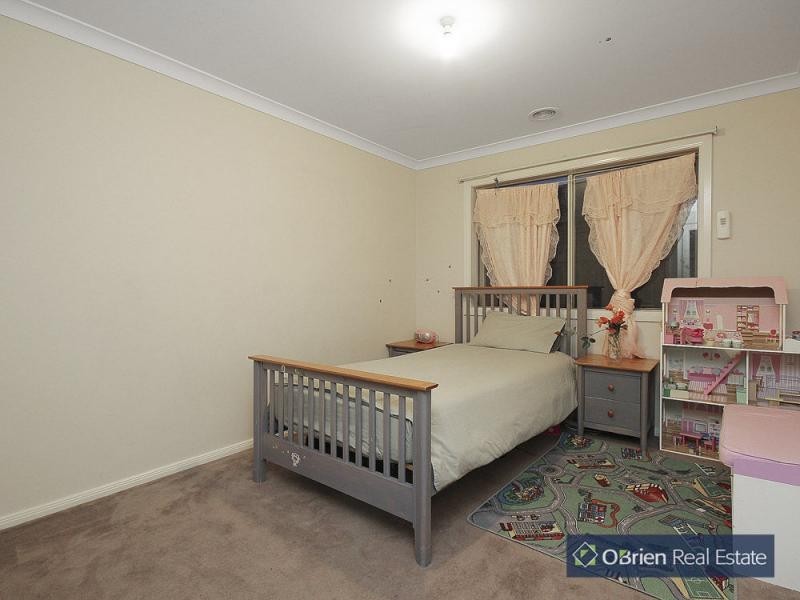45 Kingdom Drive, Cranbourne VIC 3977