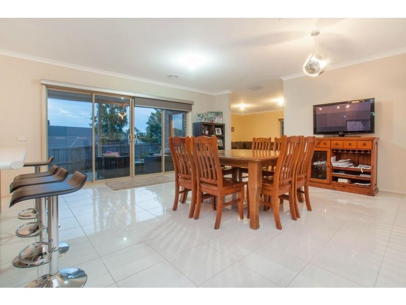 14 Lorne Court, Berwick VIC 3806