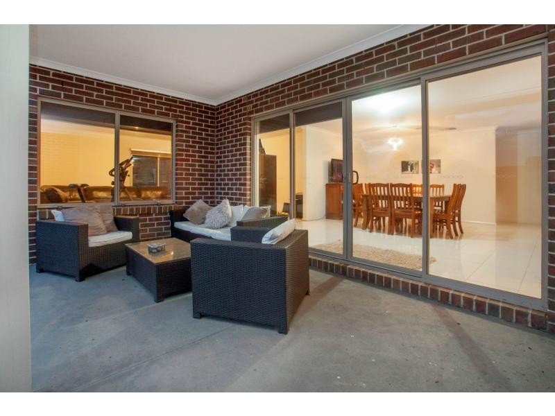 14 Lorne Court, Berwick VIC 3806