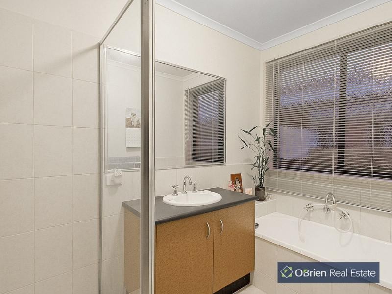 7 Peony Court, Narre Warren South VIC 3805