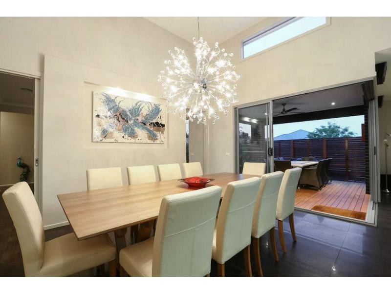 31 Bryn Mawr Boulevard, Berwick VIC 3806