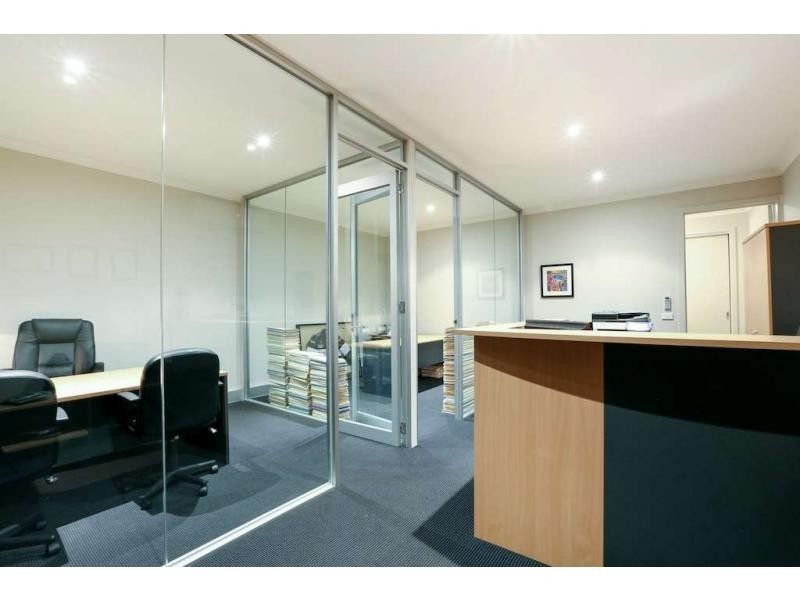 31 Bryn Mawr Boulevard, Berwick VIC 3806