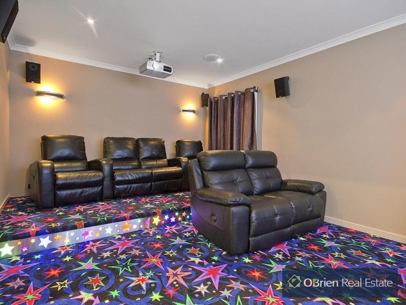 3 Ravensbourne Court, Sandhurst VIC 3977