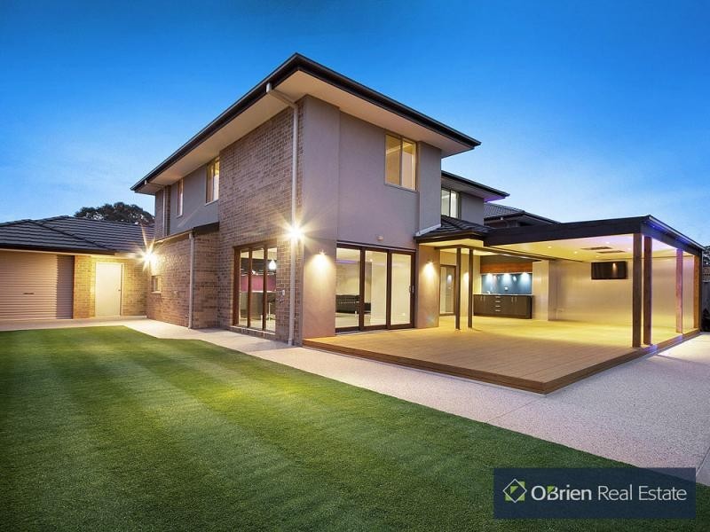3 Ravensbourne Court, Sandhurst VIC 3977