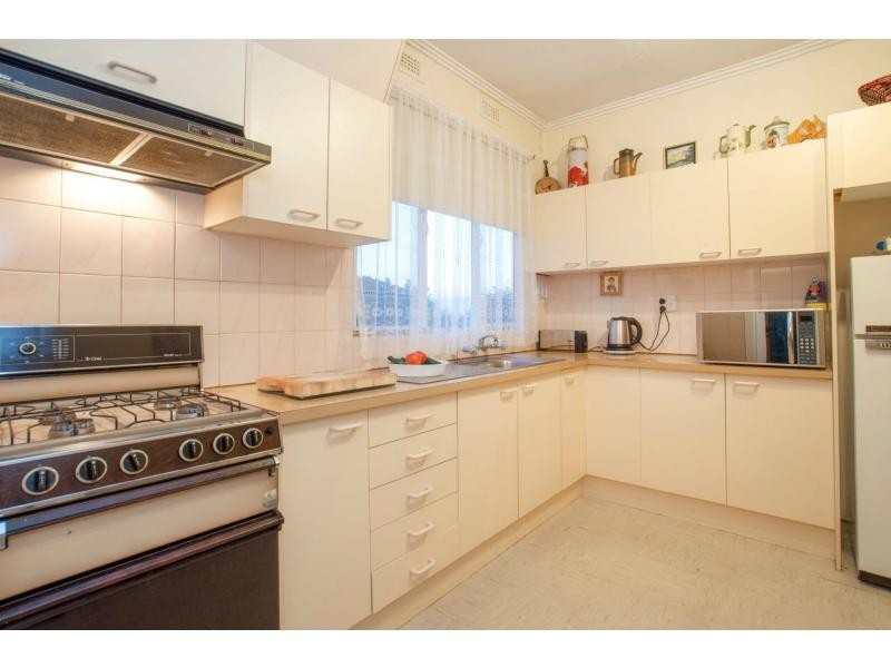 2 Campbell Street, Dandenong VIC 3175