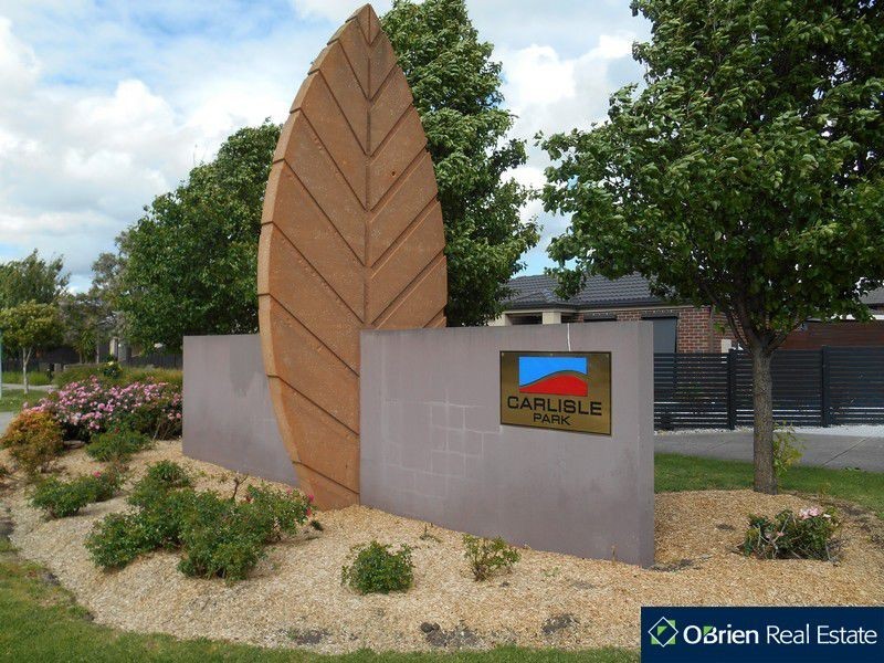 17 Boronia Avenue, Cranbourne VIC 3977