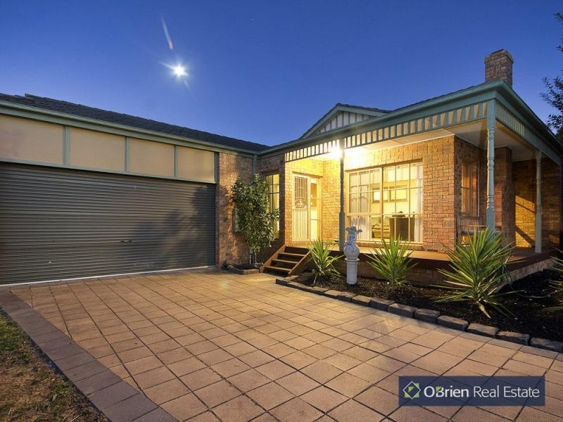 6 Rigby Court, Narre Warren South VIC 3805