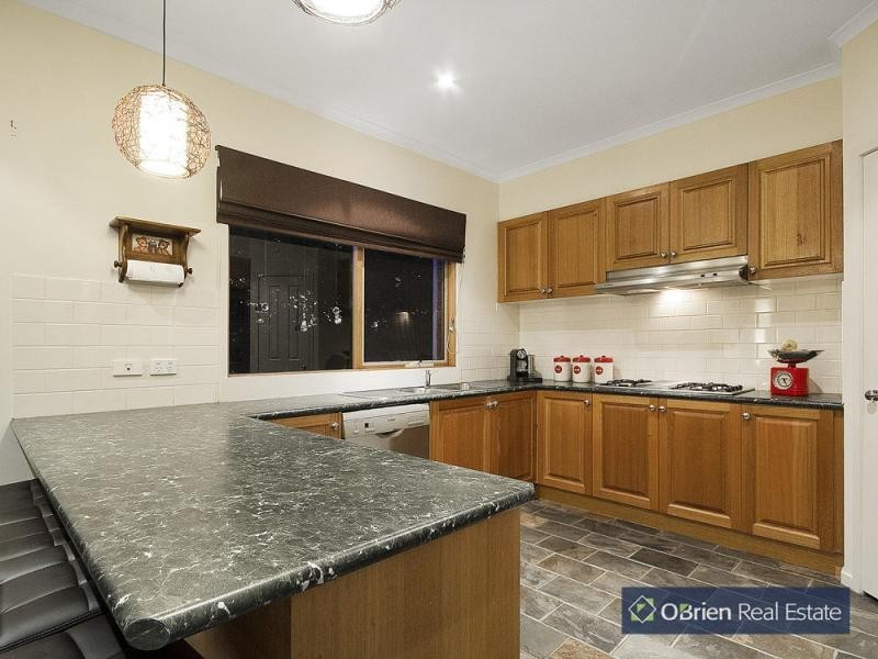 6 Rigby Court, Narre Warren South VIC 3805