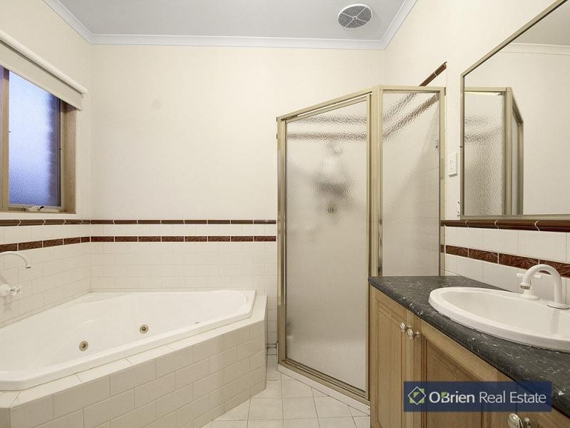 6 Rigby Court, Narre Warren South VIC 3805